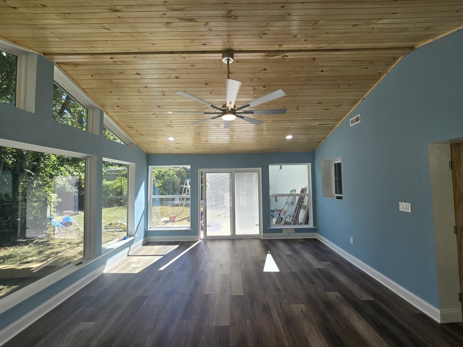 gallery grid image